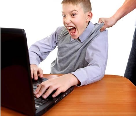 Co i kiedy wolno dziecku przed komputerem? – opinie rodziców Co i kiedy wolno dziecku przed komputerem? – opinie rodziców